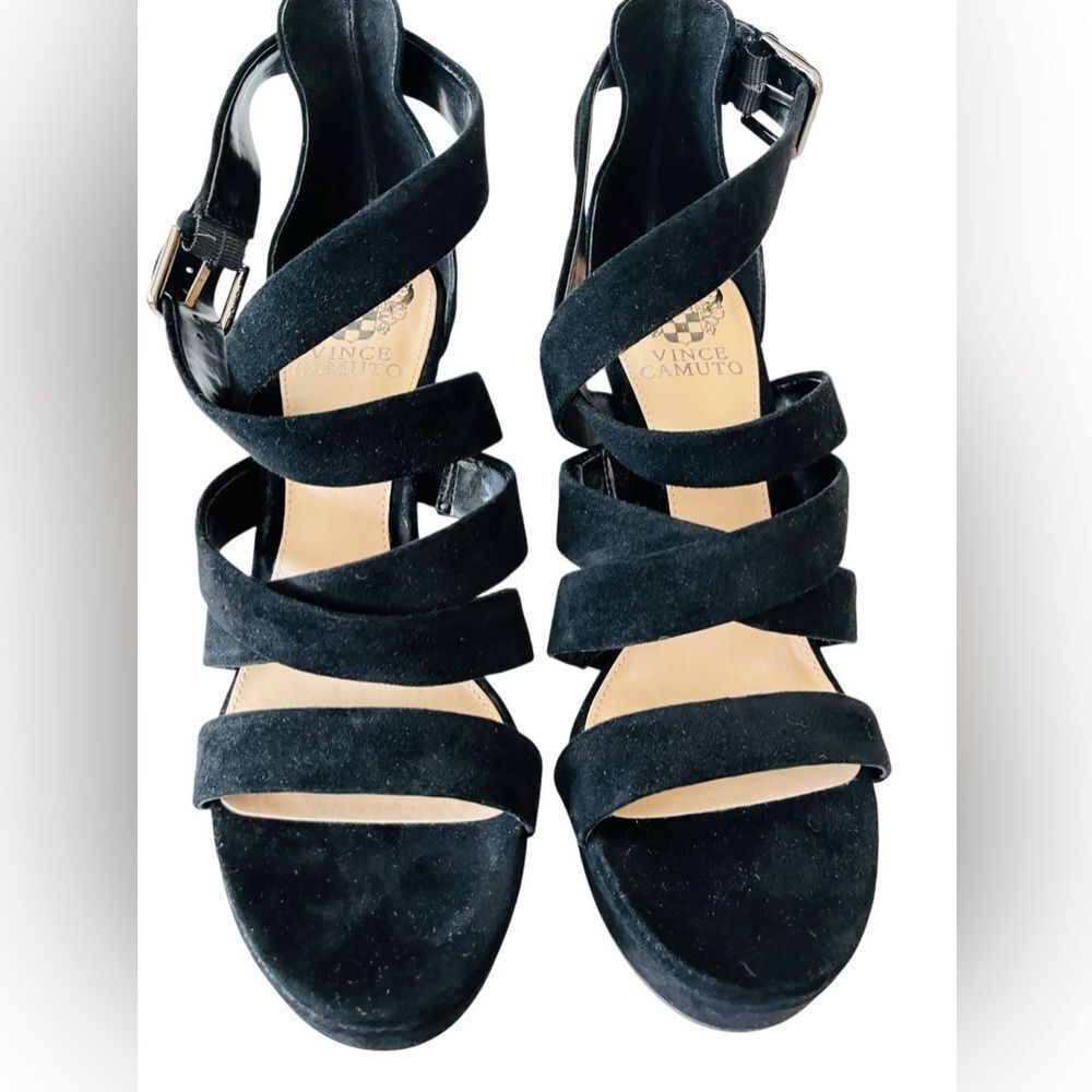 NWOT Vince Camuto Catyna Platform
Black Dress Sandal size 8. - Picture 3 of 8